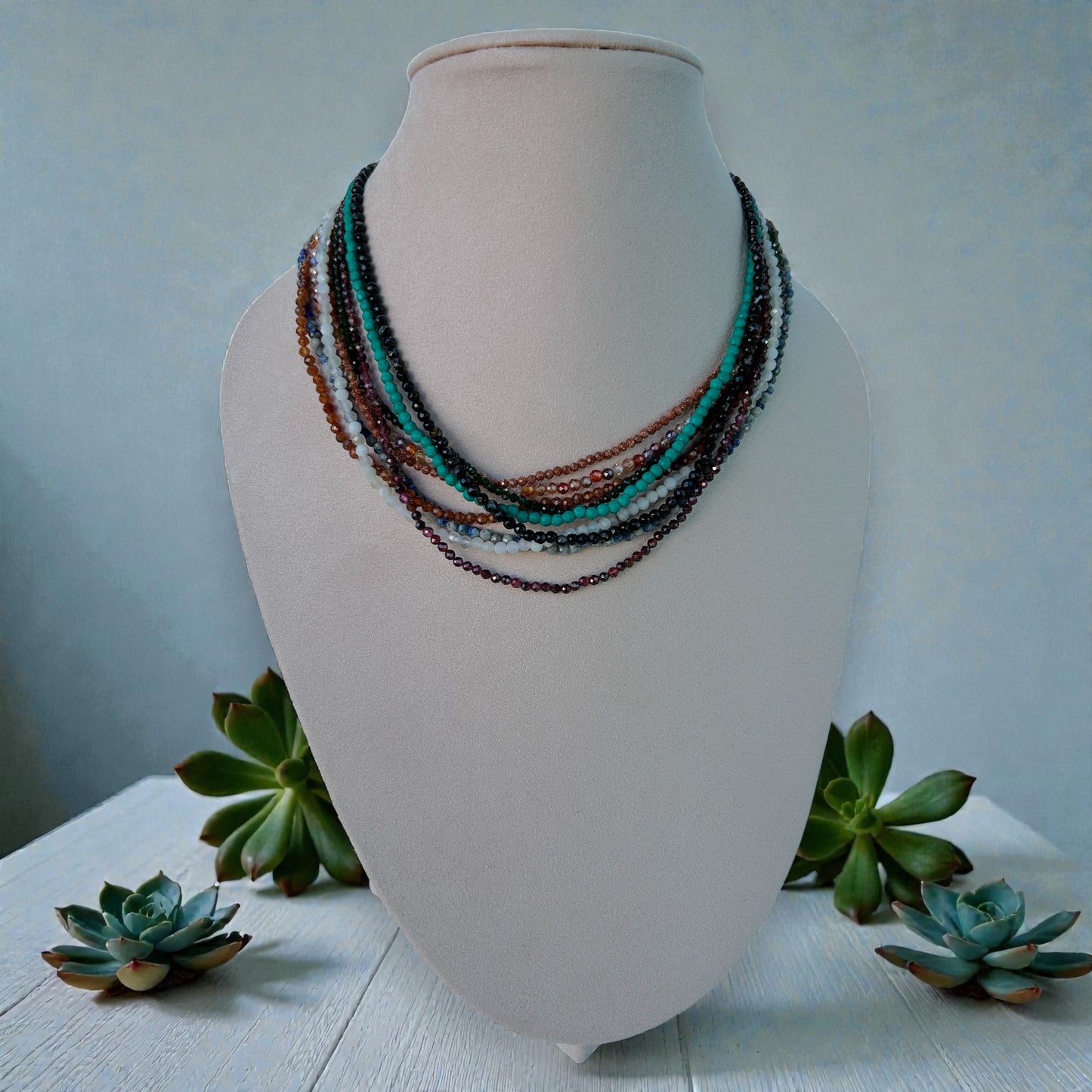 Collares de Piedras Naturales