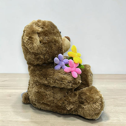 Oso de Peluche con Ramo de Flores